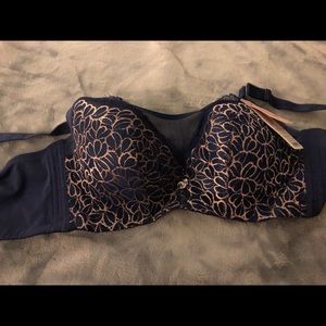 44 DD Bra NWT